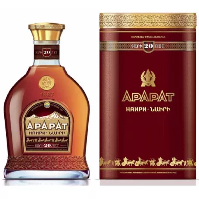 Коньяк АрАрАт Наірі 20 років 0,5л. 40% у коробці