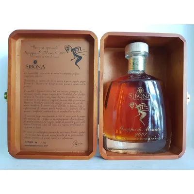 Граппа Sibona Di Moscato Riserva Speciale 2007 0,7л 44% дер.коробка