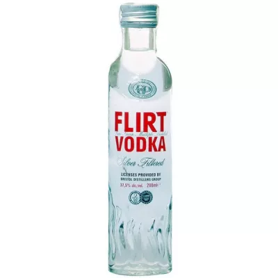 Горілка Flirt Vodka 1л 37,5% (Болгарія, ТМ FLIRT)