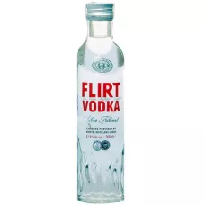 Горілка Flirt Vodka 0,5 л 37,5% (Болгарія, ТМ FLIRT)