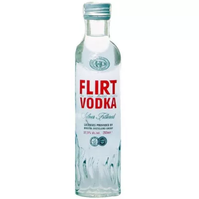 Горілка Flirt Vodka 0,5 л 37,5% (Болгарія, ТМ FLIRT)
