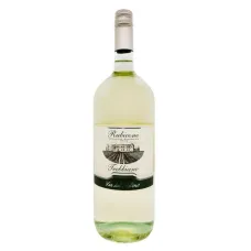 Вино Trebbiano Rubicone IGT 1,5л. біле сухе 11% т/п (Італія, Эмилия Романья, TM Tavernello) Вино Trebbiano Rubicone IGT 1,5л. біле сухе 11% т/п (Італія, Эмилия Романья, TM Tavernello)